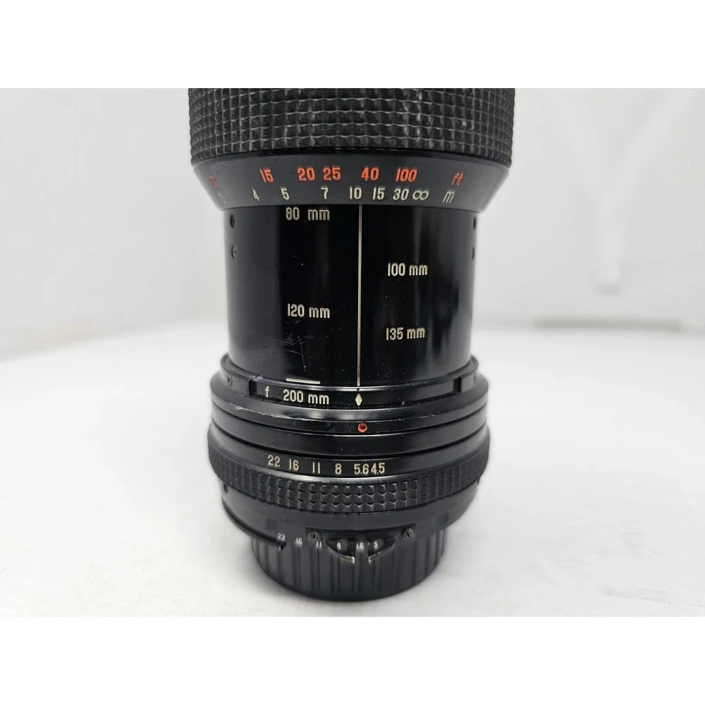 VTG Komuranon 820 1:4.5‎ f 80-200mm  Japan Zoom Lens w/Tiffany 52mm UV Filter